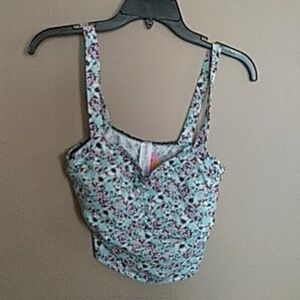 Forever 21 crop top size large